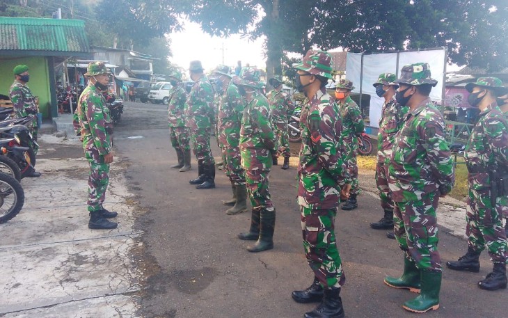 Calon Anggota Satgas Laksanakan Apel