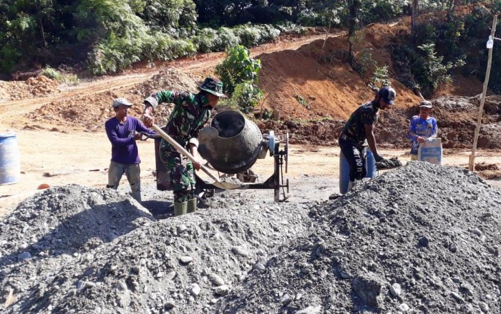 Satgas TMMD Reguler Ke-108 Kodim 0105/Abar Kerjakan Pondasi Jembatan