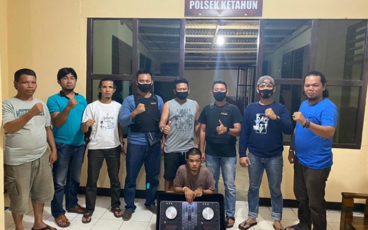 Tersangka dan Barang Bukti saat diamankan