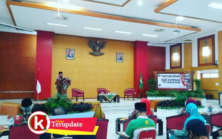 Walikota Santoso Ketika Memberikan Sambutan di Acara Tasyakuran Hari Koperasi ke 73 (foto : Faisal NR / Klikwarta.com) 