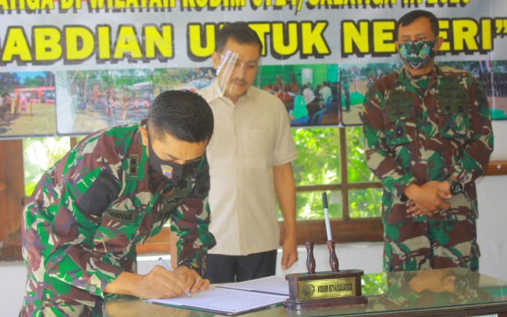 Dandim Salatiga Bersama Walikota Tutup TMMD Sengkuyung Tahap II