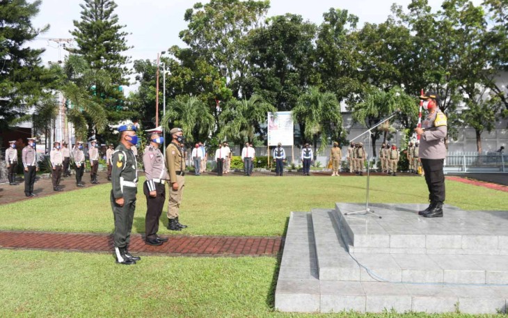 Kapolres Bitung Pimpin Apel Gelar Pasukan Operasi Patuh Samrat 2020
