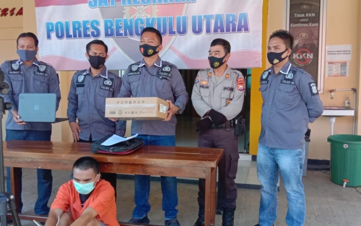 Tersangka dan Barang Bukti saat diamankan