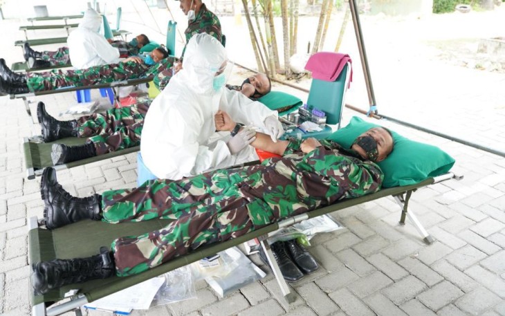 Donor Darah Korem 143/HO