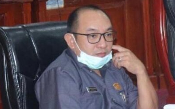 Wakil Ketua I DPRD Raja Ampat Reynold M Bulla SE M.Si