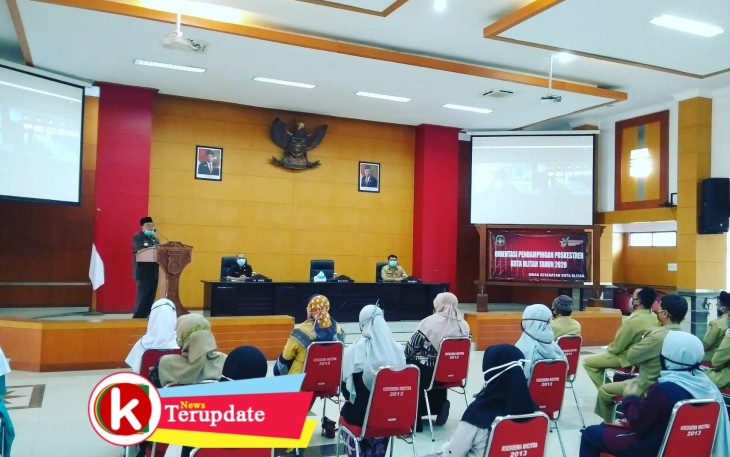Walikota Santoso Membuka Orientasi Pendampingan Poskestren Kota Blitar Tahun 2020 (foto: Faisal NR / Klikwarta.com) 