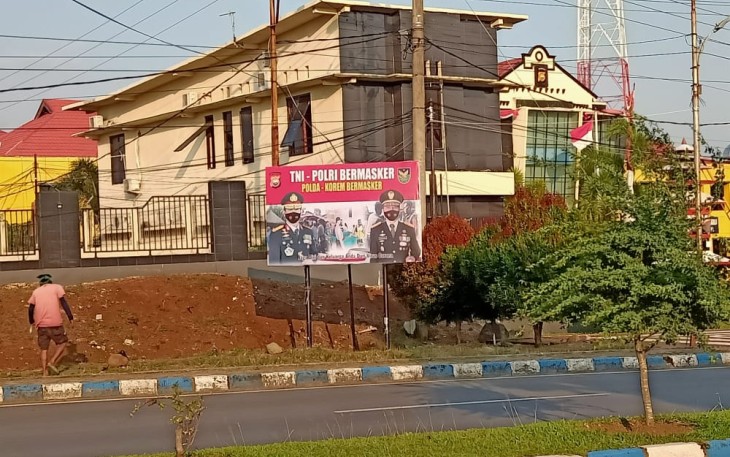 Polda Bengkulu dan Polres Jajaran Pasang Ratusan Spanduk
