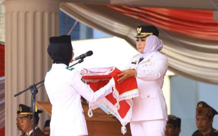 Bupati Tulang Bawang Irup Upacara Bendera HUT ke-75 RI "Indonesia Maju"
