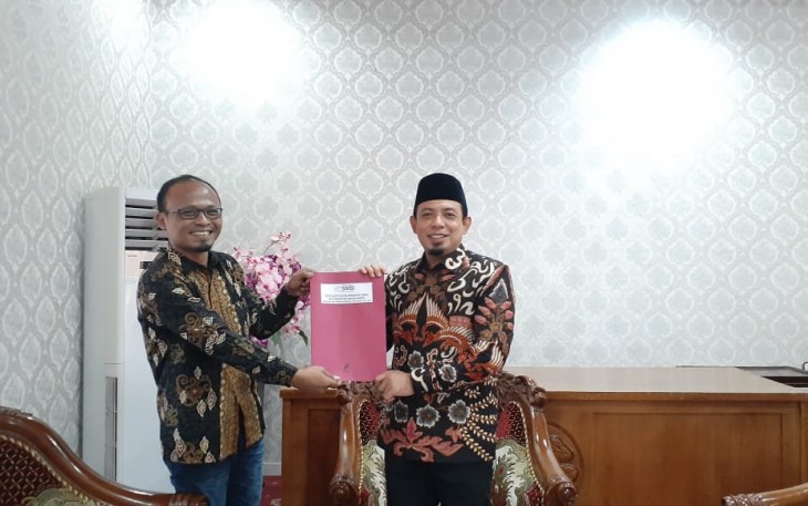 Penyerahan SK penasihat SMSI