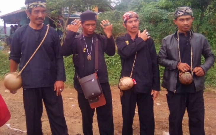 Seni Pencak Silat "Padepokan Simpay Buana Medal"