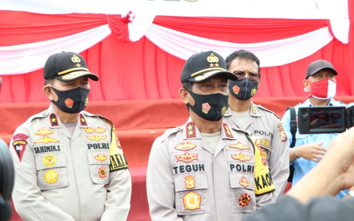 Kapolda Bengkulu Irjen Pol Drs Teguh Sarwono M.Si saat diwawancarai awak media