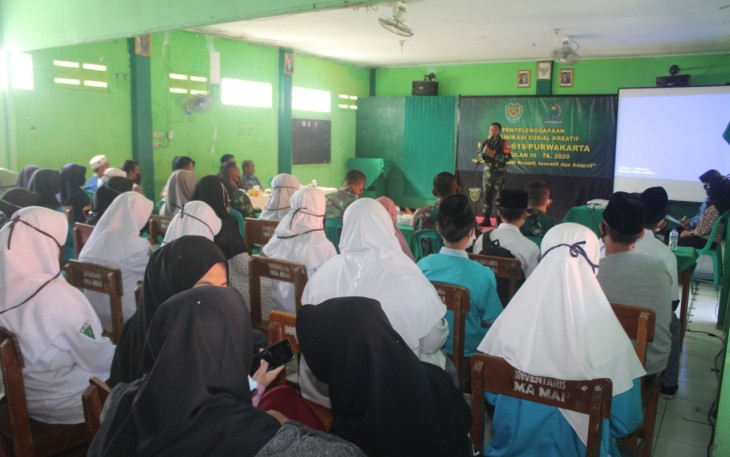 Kegiatan Komsos Tersebut Diisi Dengan Lomba Kaligrafi dan Nasyid Para Santri