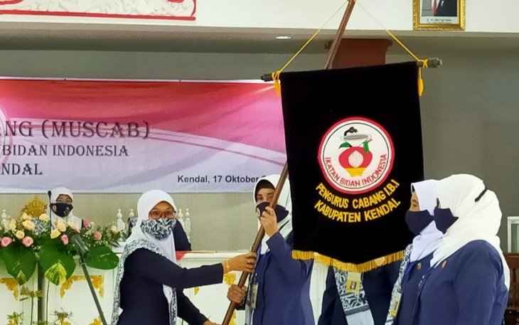 Ikatan Bidan Indonesia Kabupaten Kendal Adakan Muscab dan Pelantikan Ketua Terpilih Periode 2018-2023