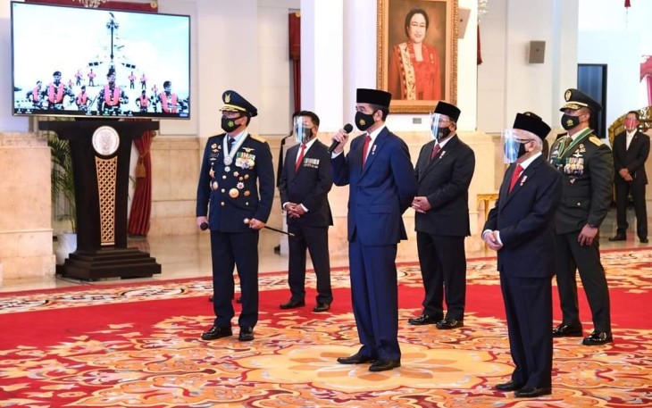  Presiden Jokowi memberikan sambutan dalam Peringatan ke-75 Hari Tentara Nasional Indonesia (TNI) di Istana Negara. Senin, 5/10/2020