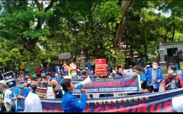 Aksi Damai Mahasiswa PMII Tulungagung