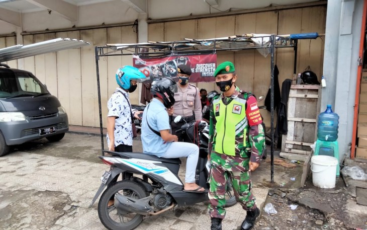 Makodim 0702/Purbalingga melaksanakan Operasi Yustisi Penegakkan Prokes bersama Satgas Covid-19 Tingkat Kabupaten Purbalingga, (25/11/2020).