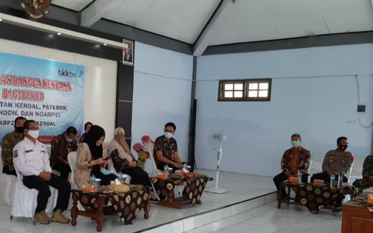 Bupati Kendal saat melakukan kunjungan di Desa Kebonharjo Kecamatan Patebon, Kamis, 13/11/2020.
