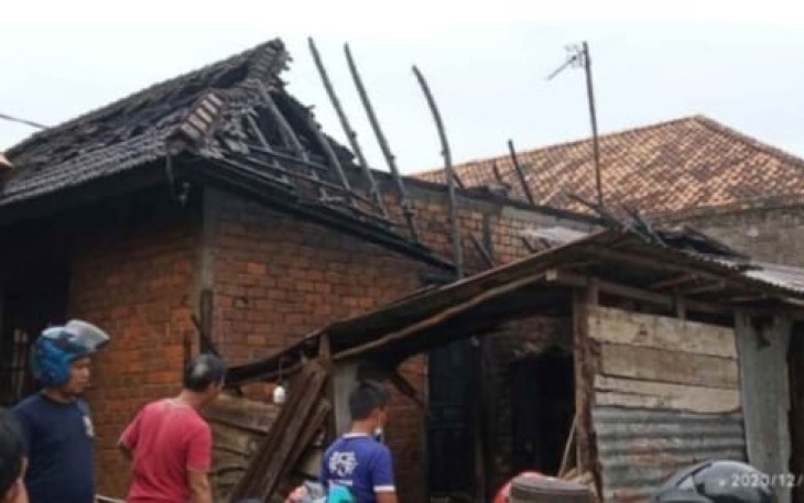 Api Hanguskan Rumah Warga Kayuagung Kabupaten OKI 
