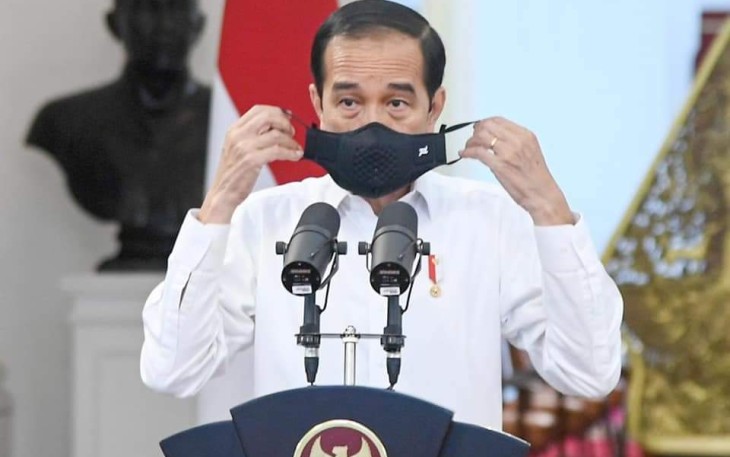 Presiden Joko Widodo mengutuk keras segala bentuk tindak teror dan di luar batas kemanusiaan yang terjadi di Kabupaten Sigi, Sulawesi Tengah.  dalam keterangan resminya di Istana Merdeka, Jakarta, pada Senin, 30/11/2020.  