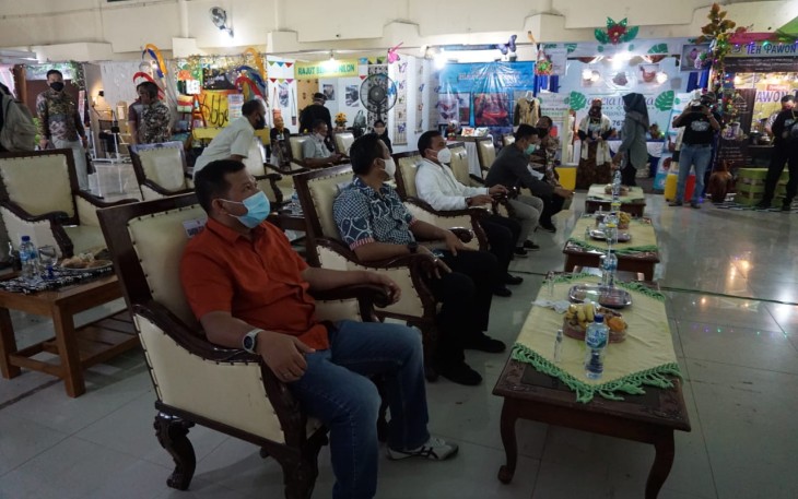 Dinas Pariwisata Pemuda dan Olahraga (Disparpora) di akhir tahun 2020, kembali menggelar perhelatan akbar Festival Ekonomi Kreatif (Ekraf) dan Komunitas. Namun dikarenakan masih adanya pandemi Covid-19, maka agenda tahunan Disparpora itu dilaksanakan secara virtual, Kamis (4/12/2020) 
