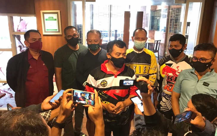 Kapolda Jateng, Irjen Pol Ahmad Luthfi saat memberikan keterangan kepada wartawan, Jumat (4/12)