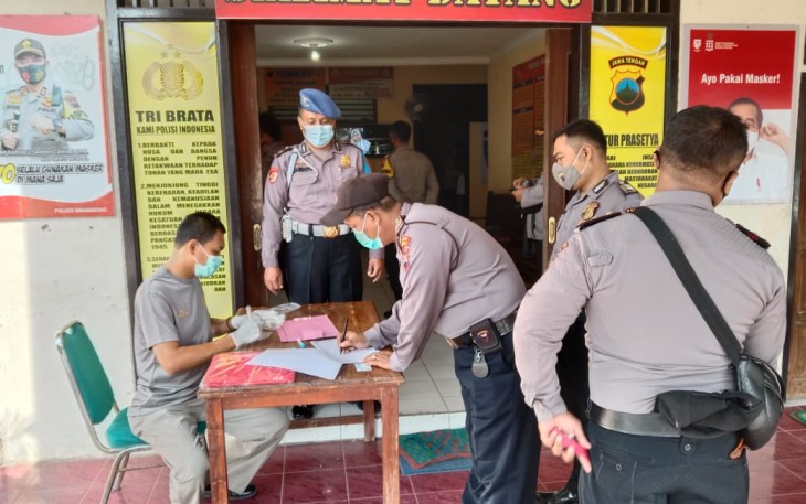 Polres Kendal melaksanakan Rapid Test Pasca Pemilihan Bupati dan Wakil Bupati 2020