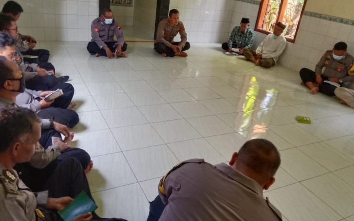 Polsek Brangsong Melaksanakan Kegiatan Keagamaan 