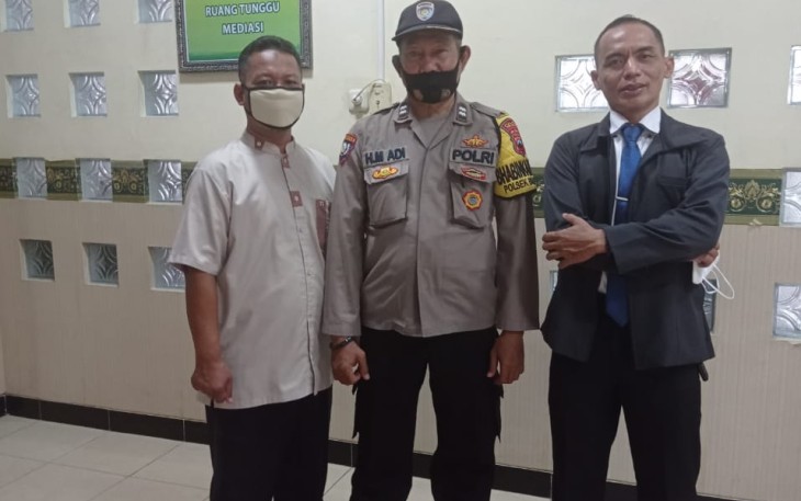 Bhabinkamtibmas Polsek Brangsong Melaksanakan Kegiatan Blusukan ke Kantor Pengadilan Agama Kendal 1 A