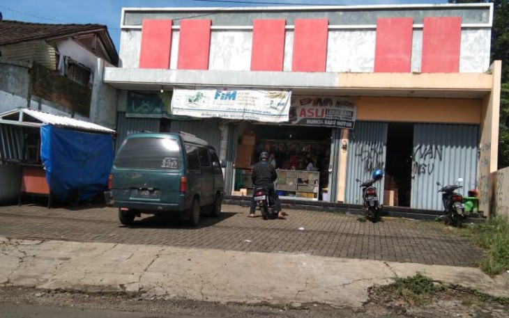 Tempat Kejadian Perkara Toko Muncul Baru Motor Desa Kebumen Kecamatan Sukorejo Kabupaten Kendal