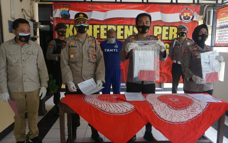 Kabag Ops Polres PurbaIingga Kompol Pujiono dalam konferensi pers, Jumat (22/1/2021)