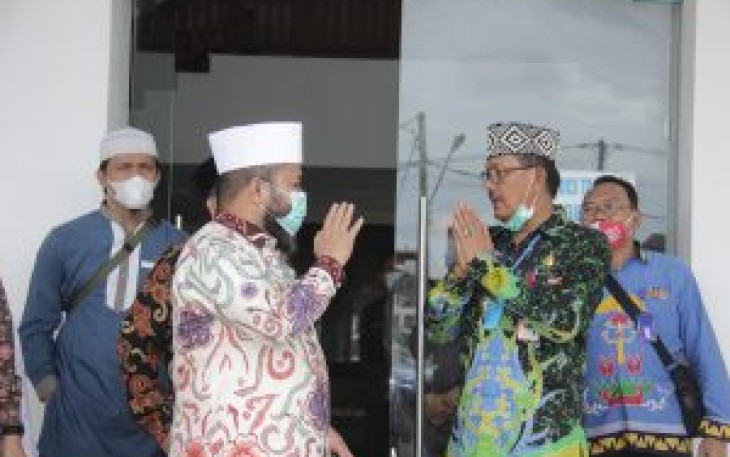 Walikota Bengkulu Helmi Hasan Saat Berkunjung Ke Pemkab Pesisir Barat