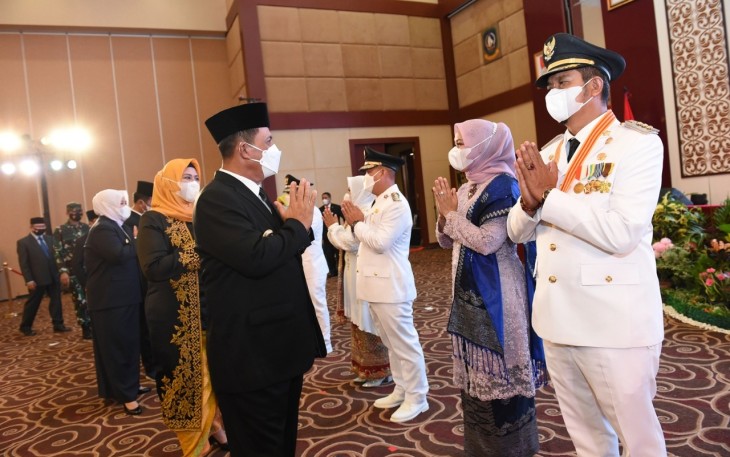 Apri-Roby Jabat Bupati dan Wakil Bupati Bintan Periode 2021-2024