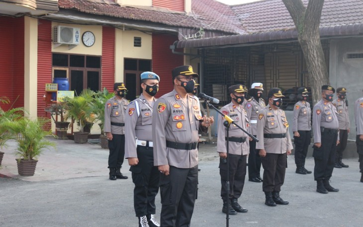 Kapolres Tebing Tinggi AKBP Agus Sugiyarso SIK Pimpin Apel Pam Tahun Baru Imlek