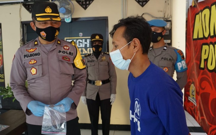 Kabag Ops Polres Purbalingga Kompol Pujiono saat jumpa pers Jumat (5/2/2021)