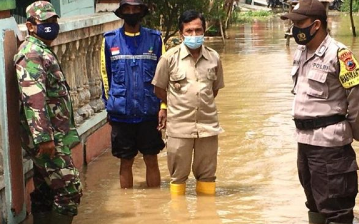 Perkampungan Warga Terendam Banjir Akibat Intensitas Hujan Tinggi
