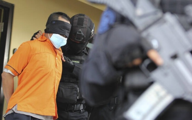 Densus 88 Anti Teror Polri Pindahkan 22 Teroris Asal Jatim 