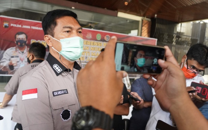 Kabid Humas Polda Jateng, Kombes Pol Iskandar Fitriana Sutisna memberikan keterangan kepada wartawan saat konferensi Pers di Mapolda