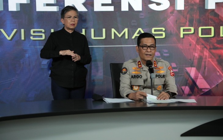 Kepala Divisi Humas Polri Irjen Argo Yuwono saat konferensi Pers tentang penghentian Penyidikan Kasus 6 Laskar FPI  