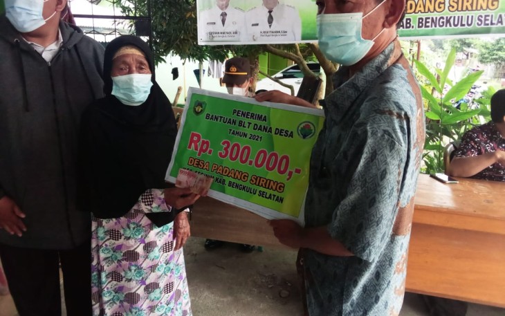 Pemdes Padang Siring salurkan BLT-DD Tahap I di Bulan suci Ramadan 