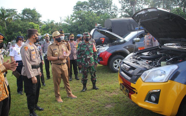 Polres Pekalongan Kota telah melaksanakan apel gelar pasukan Operasi Keselamatan Lalu Lintas Candi 2021 dipimpin oleh Kapolres Pekalongan Kota AKBP M Irwan Susanto, S.I.K,SH,MH dilapangan Mataram Kota Pekalongan Senin, (12/04/2021).
