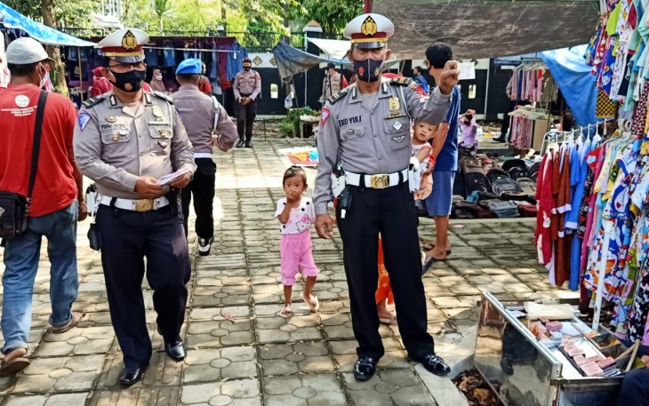 Polres Pekalongan Kota,  Polda Jawa Tengah, melaksanakan Kegiatan untuk menciptakan keamanan, keselamatan, ketertiban, dan kelancaran lalu lintas. Salah satunya adalah yang dilakukan oleh Satuan Tugas Operasi Keselamatan Candi 2021 Polres Pekalongan Kota, Minggu, (18/04/2021).