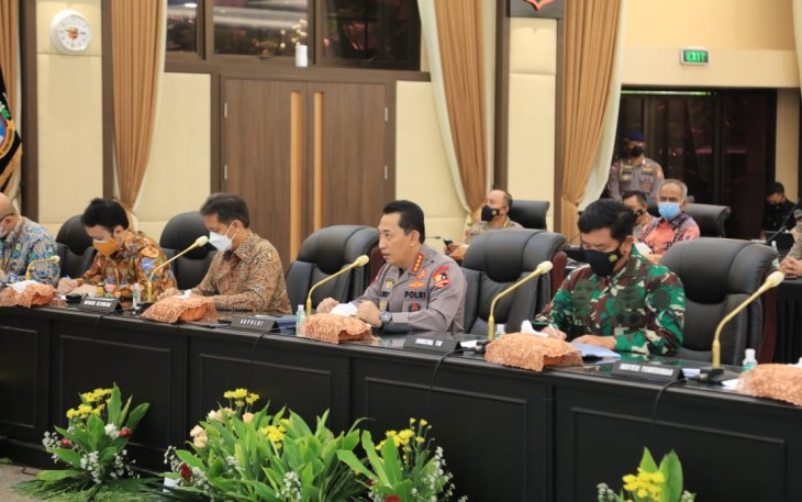 Kapolri Jenderal Polisi Listyo Sigit Prabowo pimpin Rapat Koordinasi (Rakor) lintas sektoral kesiapan menghadapi Idul Fitri 1442 Hijriah atau 2021