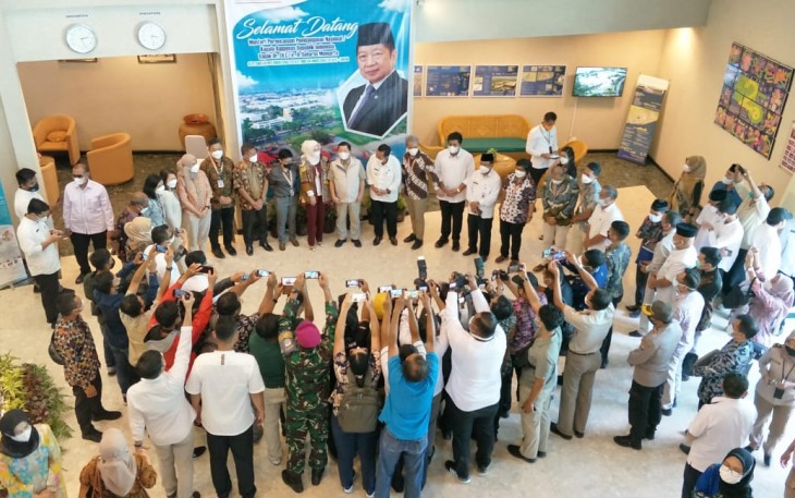 Menteri PPN/Ka Bappenas Tinjau Kawasan Industri Lobam dan Bandara Busung 