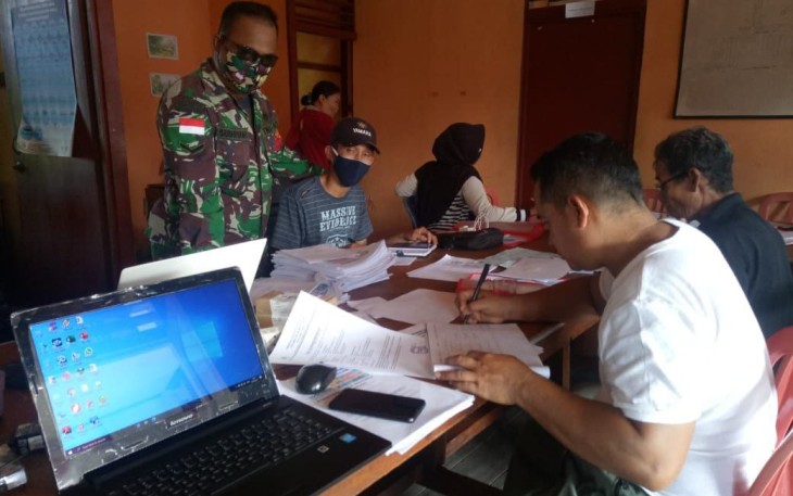 Babinsa 1206 - 08/Bunut Hilir,Hadiri Sosialisasi Pemutakhiran Data IDM Berbasis SDGs Desa Bunut     