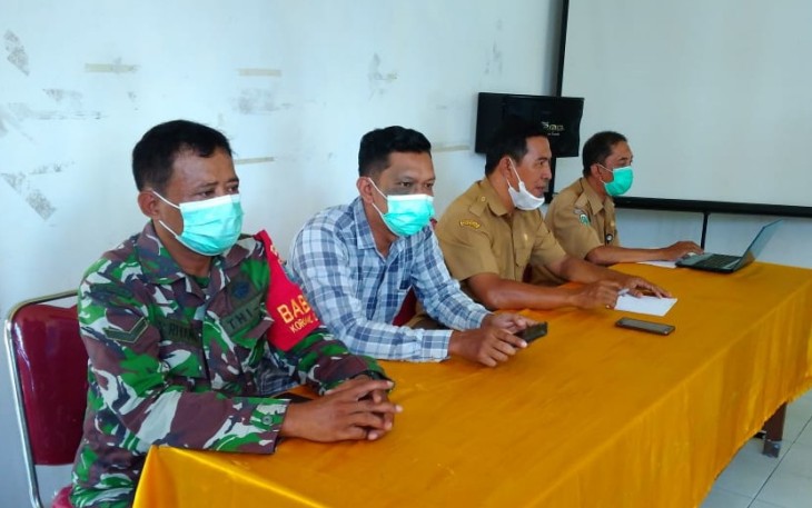 Hadiri Rakoor PPKM Mikro, Babinsa Sukabangun Sampaikan Ini