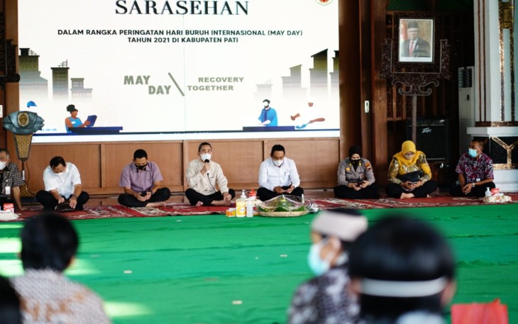 Sarasehan peringati Hari Buruh Internasional