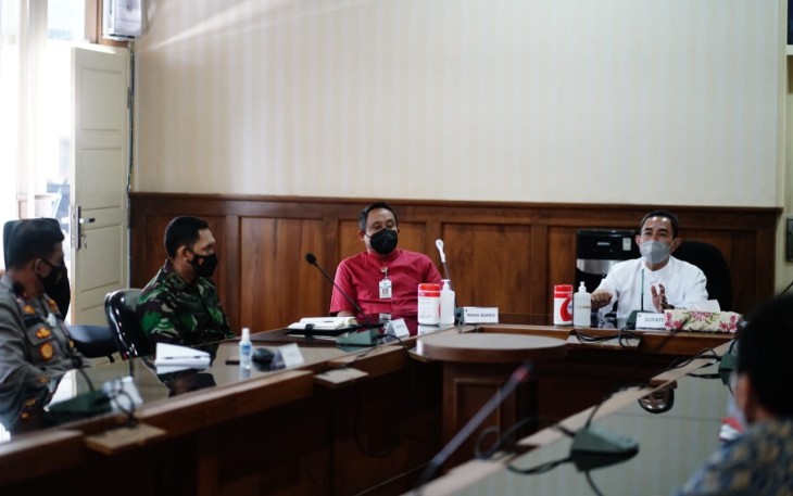 Bupati gelar rapat jelang Idul Fitri