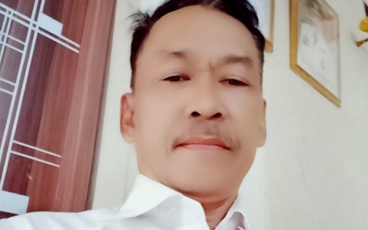 Kepala Desa Talang Mulya Salim