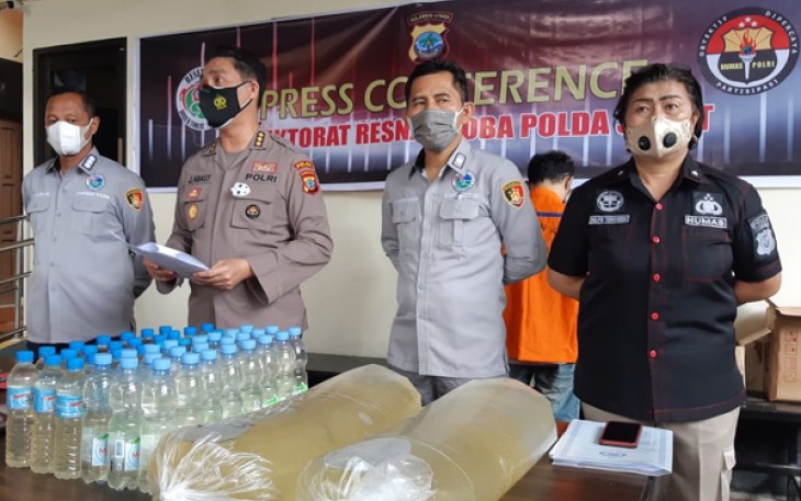 Polri Gagalkan Penyelundupan Ribuan Liter Miras Cap Tikus Ilegal 