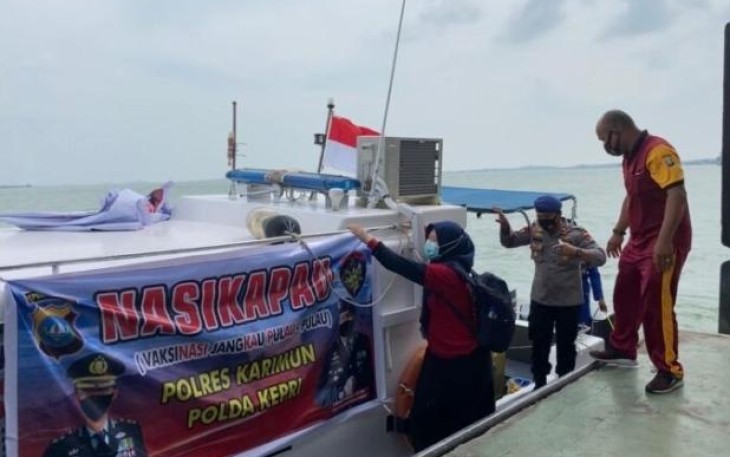 Polres Karimun Melaksanakan Kegiatan Nasi Kapau Vaksinasi